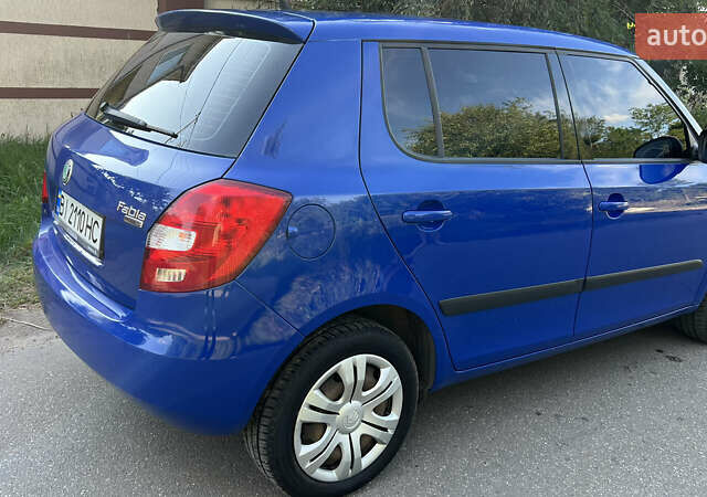 Синий Шкода Фабия, объемом двигателя 1.2 л и пробегом 156 тыс. км за 4850 $, фото 4 на Automoto.ua