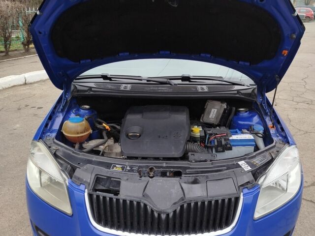 Синій Шкода Фабія, об'ємом двигуна 1.2 л та пробігом 274 тис. км за 3500 $, фото 6 на Automoto.ua