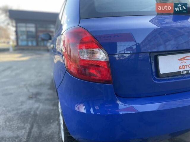 Синий Шкода Фабия, объемом двигателя 1.4 л и пробегом 195 тыс. км за 6900 $, фото 40 на Automoto.ua