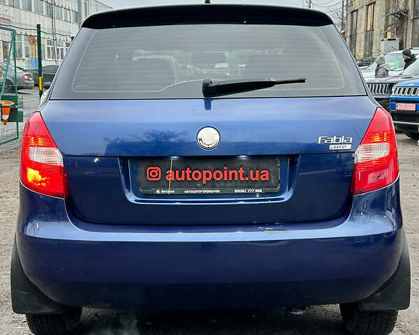 Синий Шкода Фабия, объемом двигателя 1.2 л и пробегом 184 тыс. км за 4500 $, фото 8 на Automoto.ua