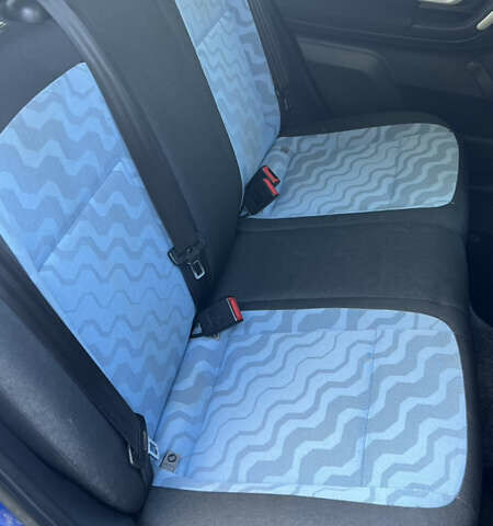 Синий Шкода Фабия, объемом двигателя 1.2 л и пробегом 156 тыс. км за 4850 $, фото 13 на Automoto.ua