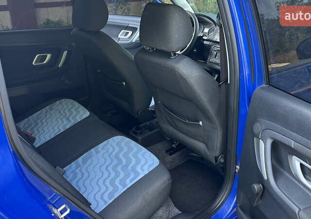 Синий Шкода Фабия, объемом двигателя 1.2 л и пробегом 156 тыс. км за 4850 $, фото 11 на Automoto.ua