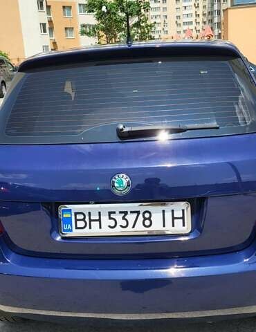 Синий Шкода Фабия, объемом двигателя 1.39 л и пробегом 156 тыс. км за 4100 $, фото 1 на Automoto.ua