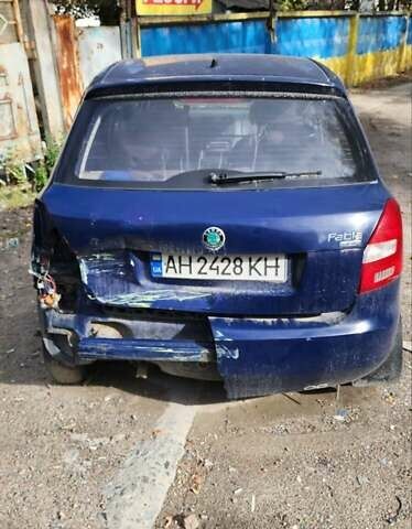 Синій Шкода Фабія, об'ємом двигуна 1.39 л та пробігом 385 тис. км за 2000 $, фото 2 на Automoto.ua