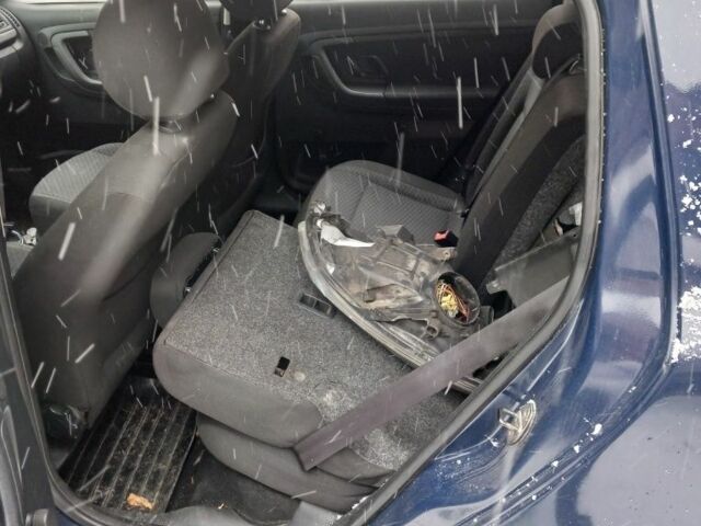 Синій Шкода Фабія, об'ємом двигуна 1.4 л та пробігом 250 тис. км за 2500 $, фото 6 на Automoto.ua