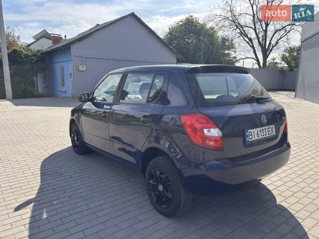 Синий Шкода Фабия, объемом двигателя 1.6 л и пробегом 285 тыс. км за 4700 $, фото 6 на Automoto.ua