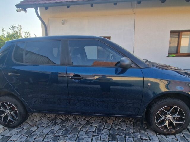 Синій Шкода Фабія, об'ємом двигуна 1.2 л та пробігом 103 тис. км за 5500 $, фото 2 на Automoto.ua
