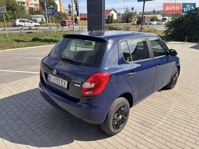 Синий Шкода Фабия, объемом двигателя 1.6 л и пробегом 285 тыс. км за 4700 $, фото 8 на Automoto.ua