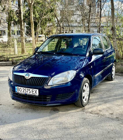 Синій Шкода Фабія, об'ємом двигуна 1.2 л та пробігом 190 тис. км за 6100 $, фото 4 на Automoto.ua