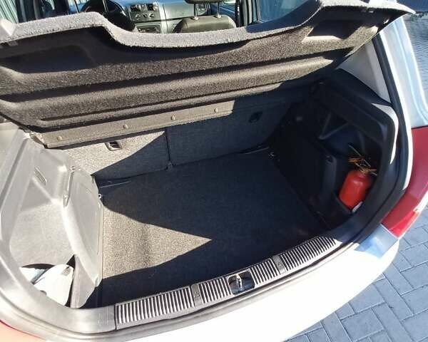Синій Шкода Фабія, об'ємом двигуна 1.2 л та пробігом 147 тис. км за 5500 $, фото 15 на Automoto.ua