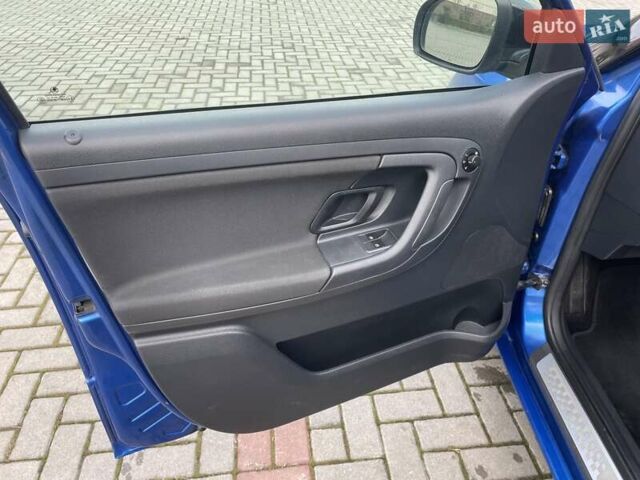 Синий Шкода Фабия, объемом двигателя 1.4 л и пробегом 142 тыс. км за 7899 $, фото 14 на Automoto.ua