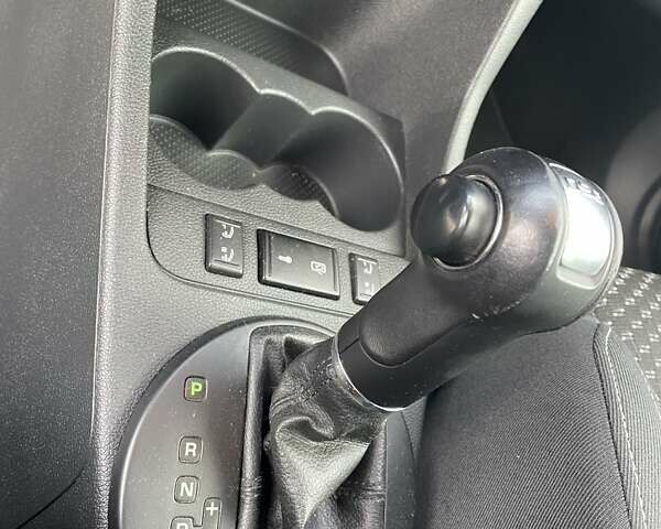 Синий Шкода Фабия, объемом двигателя 1.4 л и пробегом 142 тыс. км за 7899 $, фото 20 на Automoto.ua