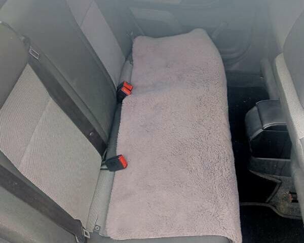 Синий Шкода Фабия, объемом двигателя 1.2 л и пробегом 180 тыс. км за 4500 $, фото 5 на Automoto.ua