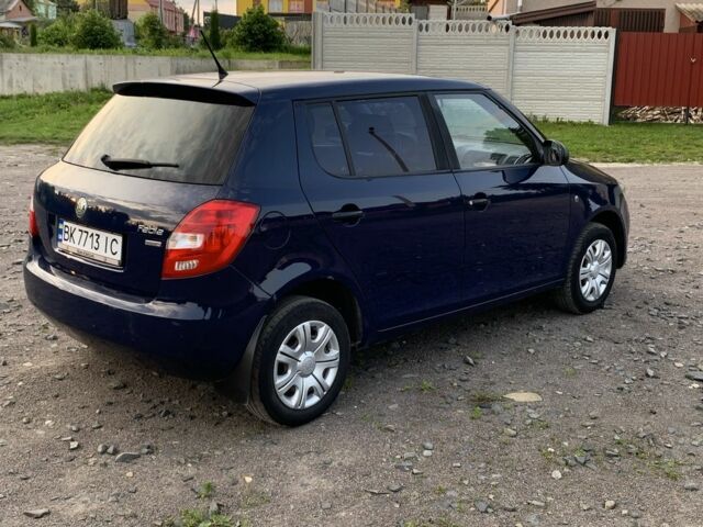 Синий Шкода Фабия, объемом двигателя 1.2 л и пробегом 197 тыс. км за 4500 $, фото 3 на Automoto.ua
