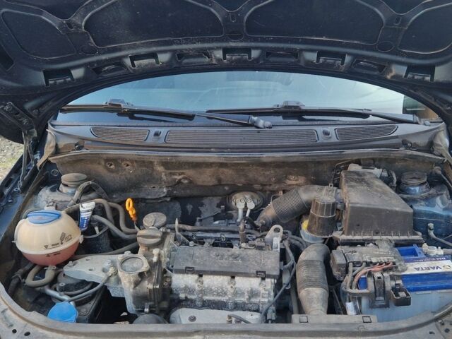 Синій Шкода Фабія, об'ємом двигуна 1.2 л та пробігом 103 тис. км за 5500 $, фото 18 на Automoto.ua