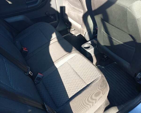 Синій Шкода Фабія, об'ємом двигуна 1.2 л та пробігом 147 тис. км за 5500 $, фото 5 на Automoto.ua