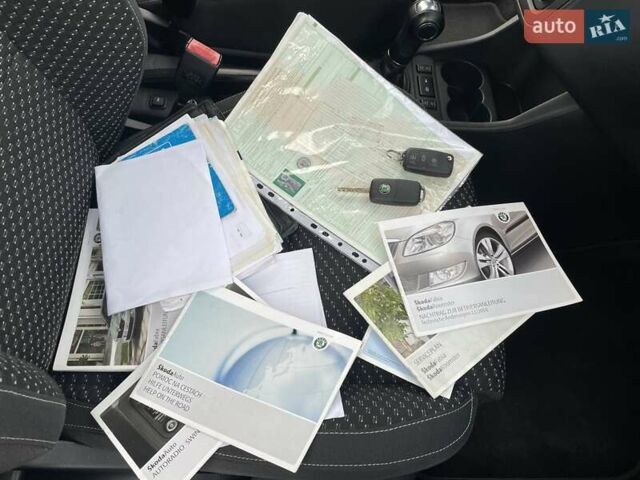 Синий Шкода Фабия, объемом двигателя 1.4 л и пробегом 142 тыс. км за 7899 $, фото 30 на Automoto.ua