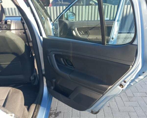 Синій Шкода Фабія, об'ємом двигуна 1.2 л та пробігом 147 тис. км за 5500 $, фото 6 на Automoto.ua
