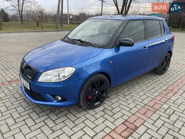 Синий Шкода Фабия, объемом двигателя 1.4 л и пробегом 142 тыс. км за 7899 $, фото 4 на Automoto.ua