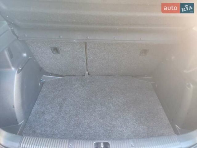 Синий Шкода Фабия, объемом двигателя 1.4 л и пробегом 142 тыс. км за 7899 $, фото 34 на Automoto.ua