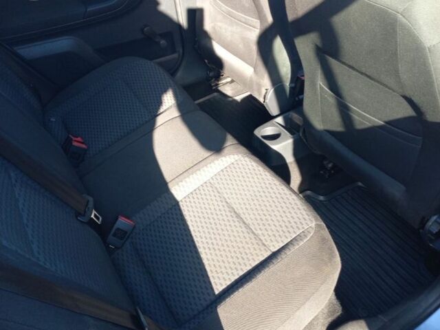 Синий Шкода Фабия, объемом двигателя 1.2 л и пробегом 3 тыс. км за 5600 $, фото 4 на Automoto.ua