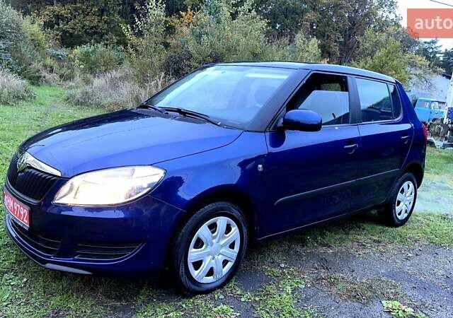 Синій Шкода Фабія, об'ємом двигуна 0 л та пробігом 180 тис. км за 5199 $, фото 10 на Automoto.ua
