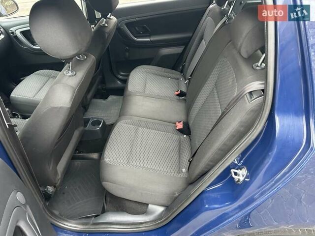 Синий Шкода Фабия, объемом двигателя 1.39 л и пробегом 260 тыс. км за 4200 $, фото 9 на Automoto.ua