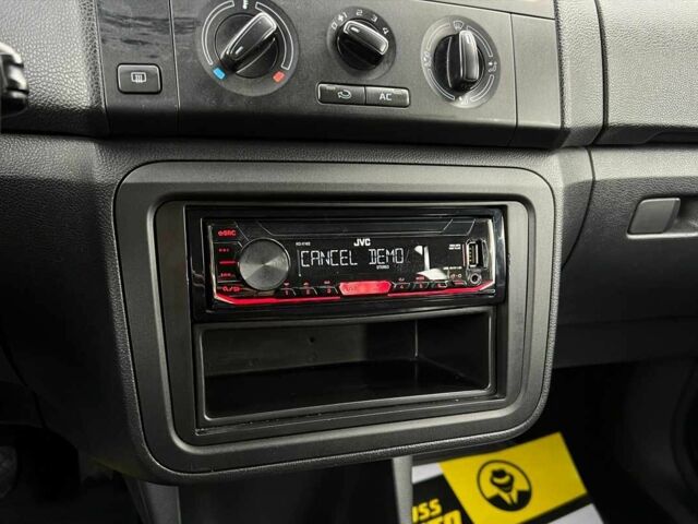 Шкода Фабія 2012 у Львові на Automoto.ua Синій Шкода Фабія, об'ємом двигуна 1.4 л та пробігом 250 тис. км за 6150 $, фото 17 на Automoto.ua