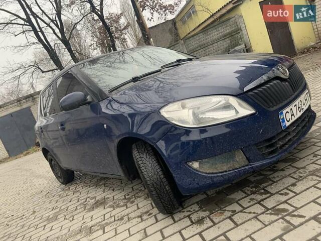 Синий Шкода Фабия, объемом двигателя 1.2 л и пробегом 298 тыс. км за 3600 $, фото 11 на Automoto.ua