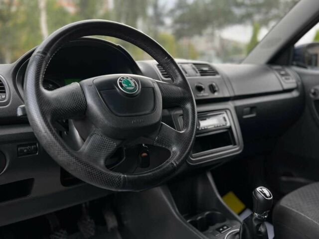 Шкода Фабія 2012 у Львові на Automoto.ua Синій Шкода Фабія, об'ємом двигуна 1.4 л та пробігом 250 тис. км за 6150 $, фото 14 на Automoto.ua