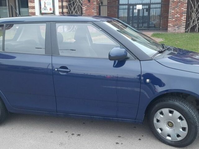 Синий Шкода Фабия, объемом двигателя 1.4 л и пробегом 173 тыс. км за 5550 $, фото 14 на Automoto.ua