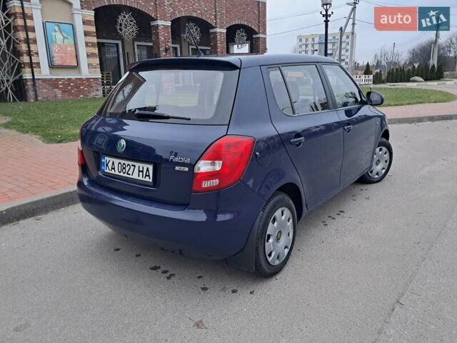 Синий Шкода Фабия, объемом двигателя 1.39 л и пробегом 173 тыс. км за 5550 $, фото 3 на Automoto.ua
