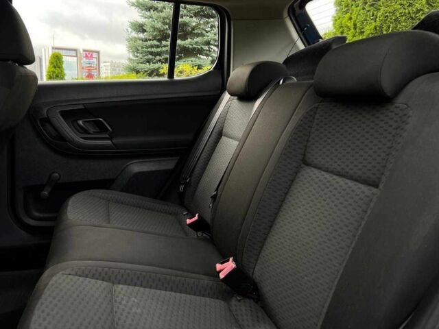 Шкода Фабія 2012 у Львові на Automoto.ua Синій Шкода Фабія, об'ємом двигуна 1.4 л та пробігом 250 тис. км за 6150 $, фото 9 на Automoto.ua