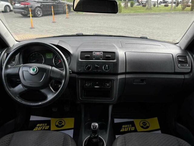 Шкода Фабія 2012 у Львові на Automoto.ua Синій Шкода Фабія, об'ємом двигуна 1.4 л та пробігом 250 тис. км за 6150 $, фото 10 на Automoto.ua