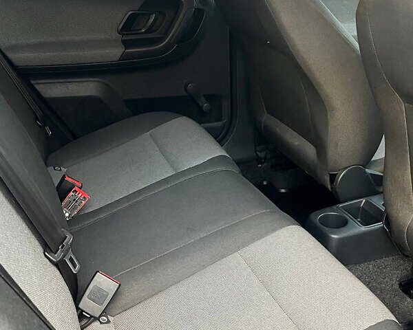 Синий Шкода Фабия, объемом двигателя 1.6 л и пробегом 240 тыс. км за 5900 $, фото 14 на Automoto.ua