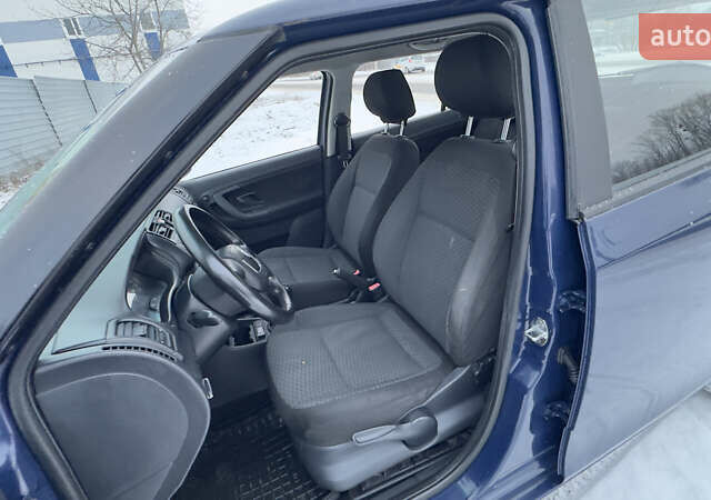 Синій Шкода Фабія, об'ємом двигуна 1.39 л та пробігом 268 тис. км за 3950 $, фото 14 на Automoto.ua