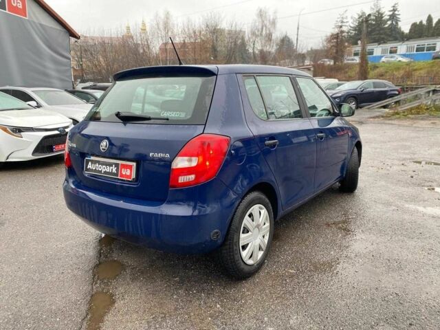 Синій Шкода Фабія, об'ємом двигуна 1.4 л та пробігом 283 тис. км за 5790 $, фото 6 на Automoto.ua