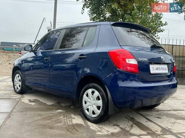 Синий Шкода Фабия, объемом двигателя 1.2 л и пробегом 116 тыс. км за 5190 $, фото 4 на Automoto.ua