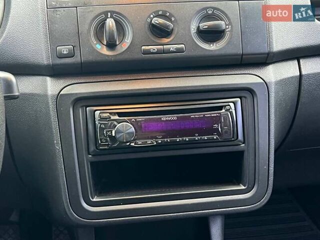 Синий Шкода Фабия, объемом двигателя 1.2 л и пробегом 116 тыс. км за 4490 $, фото 18 на Automoto.ua