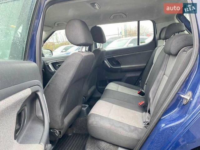 Синий Шкода Фабия, объемом двигателя 1.4 л и пробегом 283 тыс. км за 5790 $, фото 14 на Automoto.ua