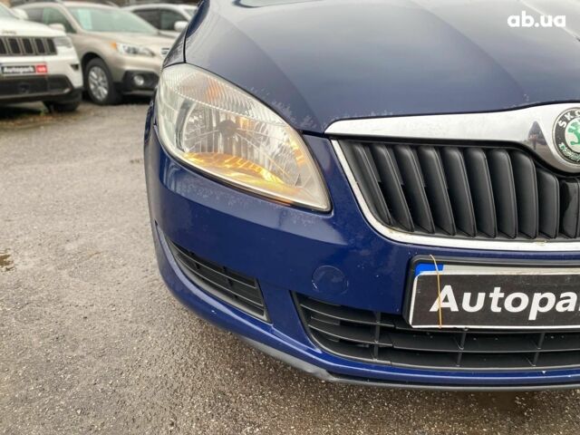 Синій Шкода Фабія, об'ємом двигуна 1.4 л та пробігом 283 тис. км за 5790 $, фото 3 на Automoto.ua