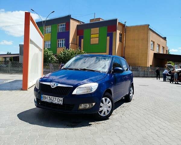 Синій Шкода Фабія, об'ємом двигуна 1.4 л та пробігом 99 тис. км за 3900 $, фото 7 на Automoto.ua