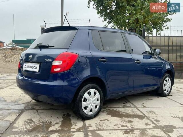 Синий Шкода Фабия, объемом двигателя 1.2 л и пробегом 116 тыс. км за 5190 $, фото 6 на Automoto.ua