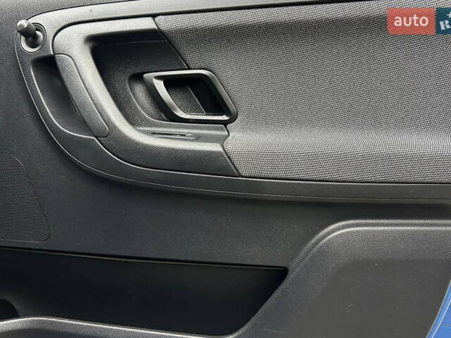 Шкода Фабія 2014 у Чернівцях на Automoto.ua Синій Шкода Фабія, об'ємом двигуна 1.2 л та пробігом 138 тис. км за 7000 $, фото 16 на Automoto.ua