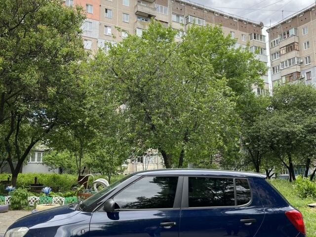 Синій Шкода Фабія, об'ємом двигуна 0 л та пробігом 235 тис. км за 5500 $, фото 1 на Automoto.ua