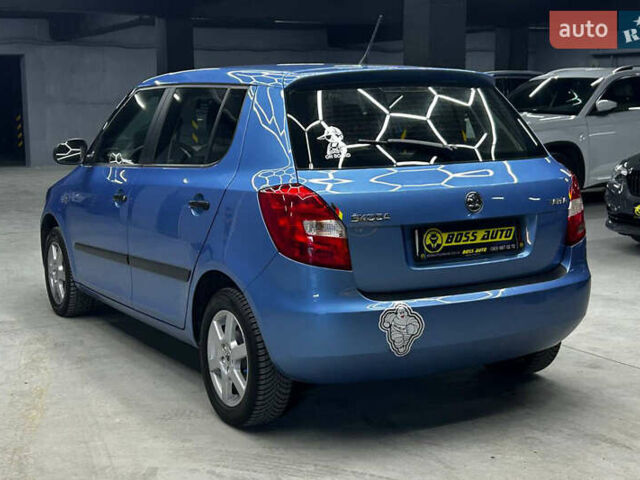 Шкода Фабія 2014 у Чернівцях на Automoto.ua Синій Шкода Фабія, об'ємом двигуна 1.2 л та пробігом 138 тис. км за 7000 $, фото 3 на Automoto.ua