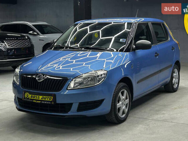 Шкода Фабія 2014 у Чернівцях на Automoto.ua Синій Шкода Фабія, об'ємом двигуна 1.2 л та пробігом 138 тис. км за 7000 $, фото 2 на Automoto.ua