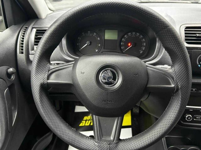 Шкода Фабія 2014 у Чернівцях на Automoto.ua Синій Шкода Фабія, об'ємом двигуна 1.2 л та пробігом 138 тис. км за 7000 $, фото 12 на Automoto.ua