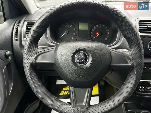 Шкода Фабія 2014 у Чернівцях на Automoto.ua Синій Шкода Фабія, об'ємом двигуна 1.2 л та пробігом 138 тис. км за 7000 $, фото 12 на Automoto.ua