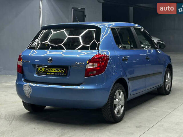 Шкода Фабія 2014 у Чернівцях на Automoto.ua Синій Шкода Фабія, об'ємом двигуна 1.2 л та пробігом 138 тис. км за 7000 $, фото 5 на Automoto.ua